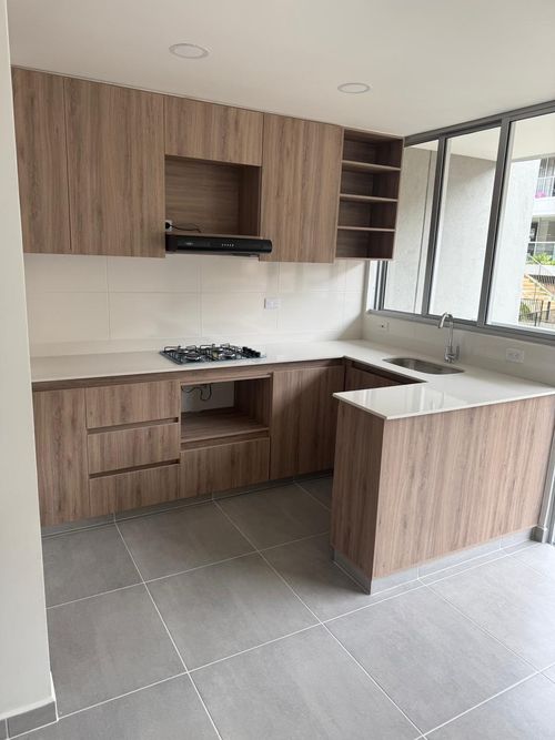 Apartamento de 3 alcobas en venta en San Nicolas, La Ceja, 64 m² · foto 2 de 17