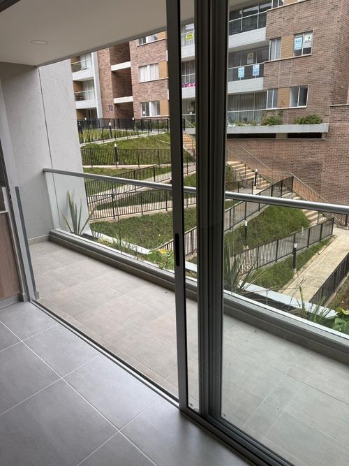Apartamento de 3 alcobas en venta en San Nicolas, La Ceja, 64 m² · foto 4 de 17