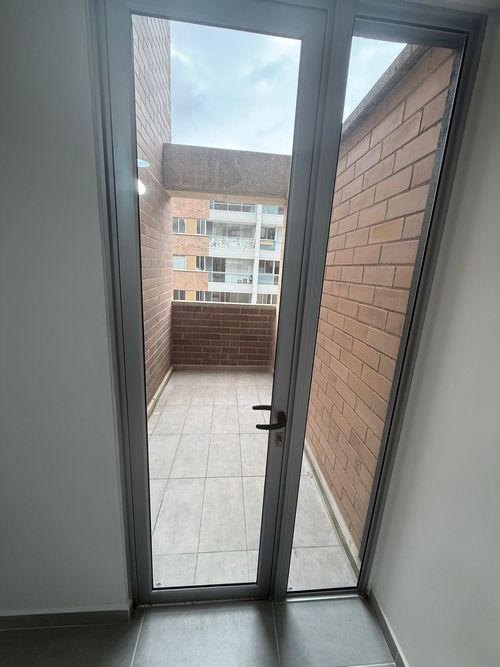 Apartamento de 3 alcobas en venta en San Nicolas, La Ceja, 64 m² · foto 9 de 17