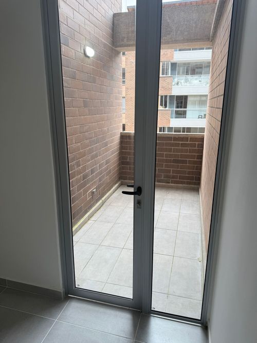 Apartamento de 3 alcobas en venta en San Nicolas, La Ceja, 64 m² · foto 10 de 17