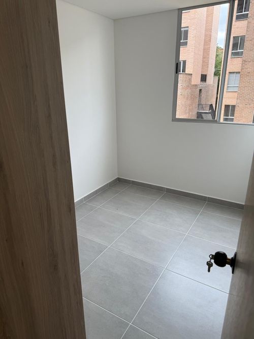 Apartamento de 3 alcobas en venta en San Nicolas, La Ceja, 64 m² · foto 11 de 17