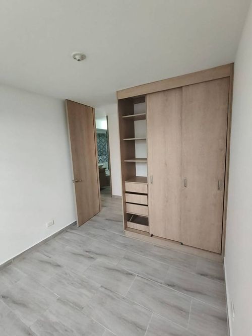 Apartamento de 3 alcobas en venta en Ricaurte, 68 m² · foto 16 de 24