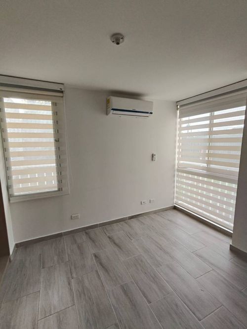 Apartamento de 3 alcobas en venta en Ricaurte, 68 m² · foto 14 de 24