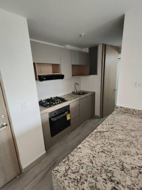 Apartamento de 3 alcobas en venta en Ricaurte, 68 m² · foto 20 de 24