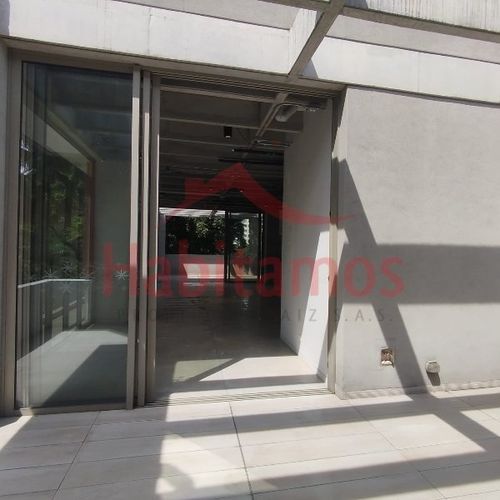 Local en arriendo en El Poblado, Medellín, 122 m² · foto 6 de 8
