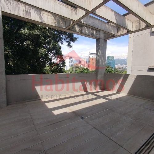 Local en arriendo en El Poblado, Medellín, 122 m² · foto 8 de 8