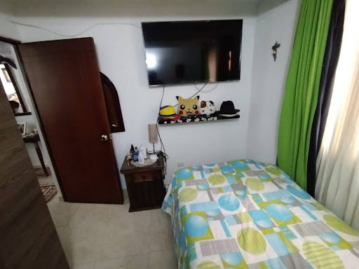 Casa en venta en Villas De Granada, Bogotá · foto 7 de 24