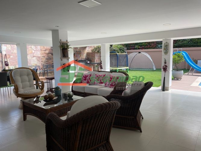 Casa de 4 alcobas en venta en Lagos Del Cacique, Bucaramanga, 465 m² · foto 6 de 24