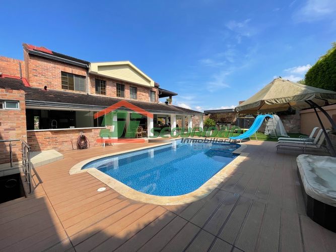 Casa de 4 alcobas en venta en Lagos Del Cacique, Bucaramanga, 465 m² · foto 9 de 24