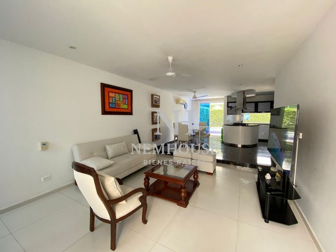 Casa de 4 alcobas en venta en Montecarlo, Girardot, 320 m² · foto 3 de 20