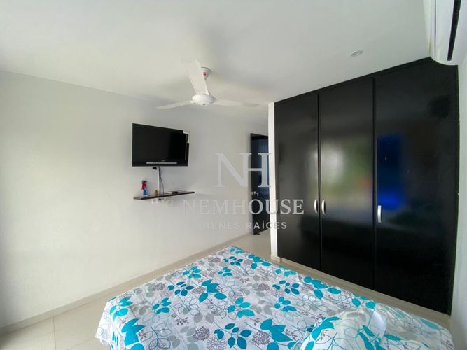 Casa de 4 alcobas en venta en Montecarlo, Girardot, 320 m² · foto 11 de 20