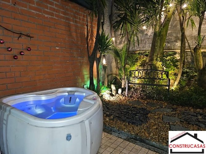 Casa de 3 alcobas en venta en Castropol, Medellín, 205 m² · foto 22 de 24
