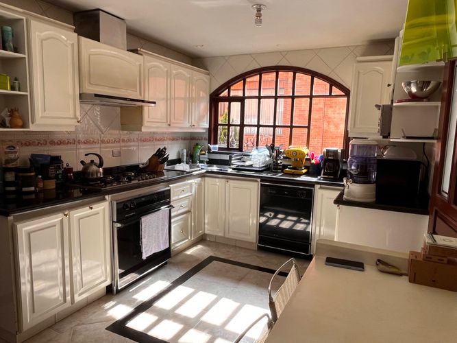 Apartamento en venta en Chicó Navarra, Bogotá · foto 3 de 24