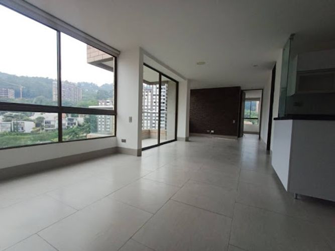 Apartamento de 2 alcobas en arriendo en Altos Del Poblado, Medellín, 81 m² · foto 12 de 12