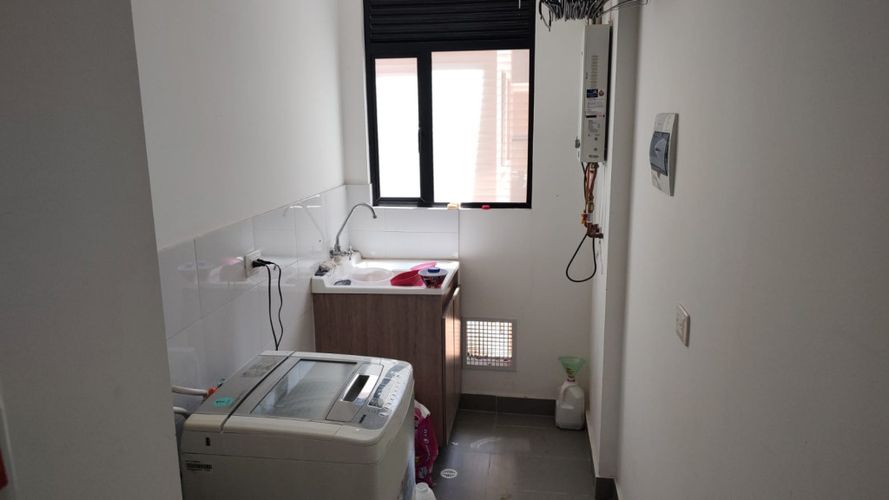 Apartamento de 3 alcobas en venta en Mazuren, Bogotá, 110 m² · foto 4 de 24