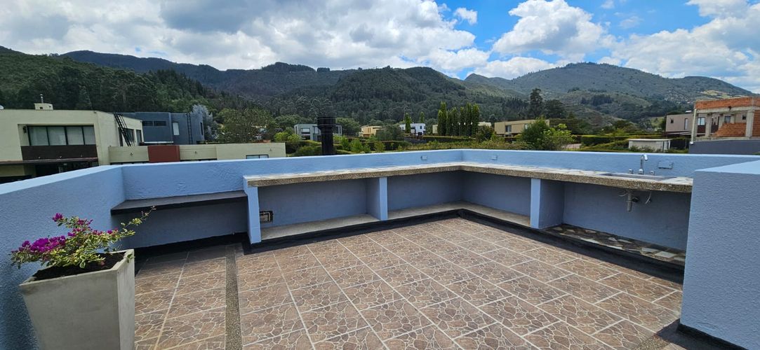 Casa de 4 alcobas en venta en Meusa, Sopó, 341 m² · foto 4 de 24