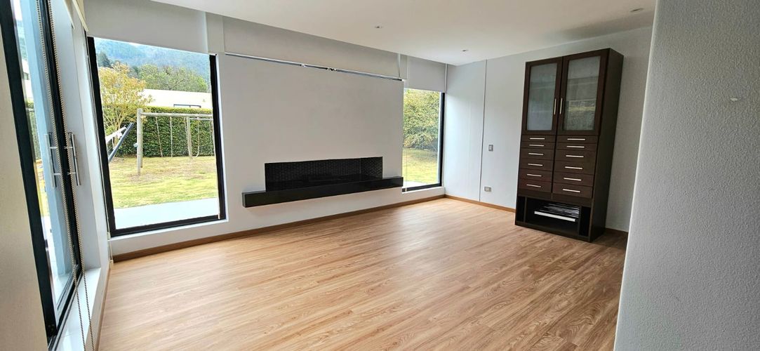 Casa de 4 alcobas en venta en Meusa, Sopó, 341 m² · foto 17 de 24