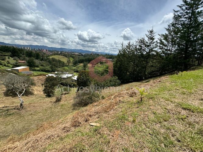 Lote en venta en Rionegro, 5680 m² · foto 3 de 10