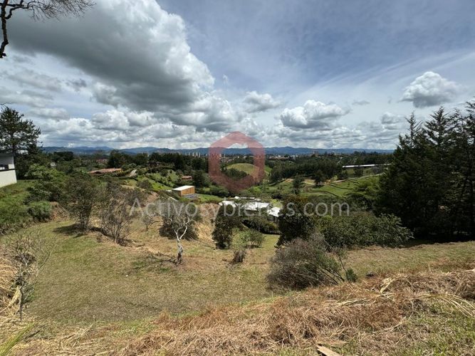 Lote en venta en Rionegro, 5680 m² · foto 4 de 10