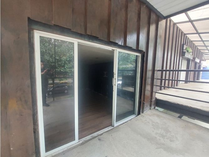 Local en arriendo en La Candelaria, Medellín, 40 m² · foto 2 de 8