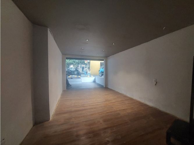 Local en arriendo en La Candelaria, Medellín, 40 m² · foto 3 de 8