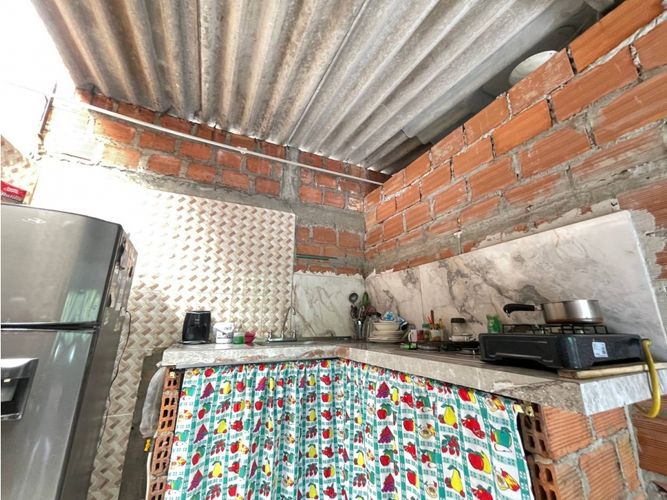 Casa de 5 alcobas en venta en Salomia, Cali, 100 m² · foto 13 de 24