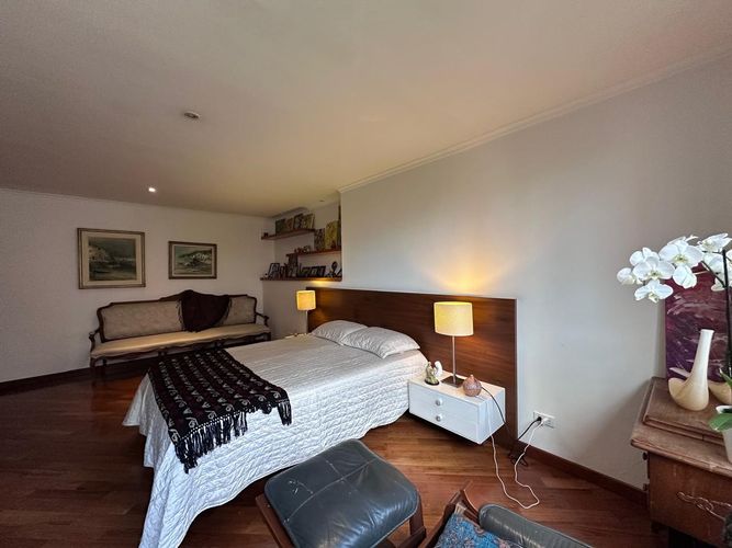 Apartamento de 3 alcobas en arriendo en El Poblado, Medellín, 238 m² · foto 12 de 20