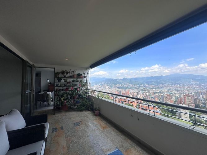 Apartamento de 3 alcobas en arriendo en El Poblado, Medellín, 238 m² · foto 20 de 20