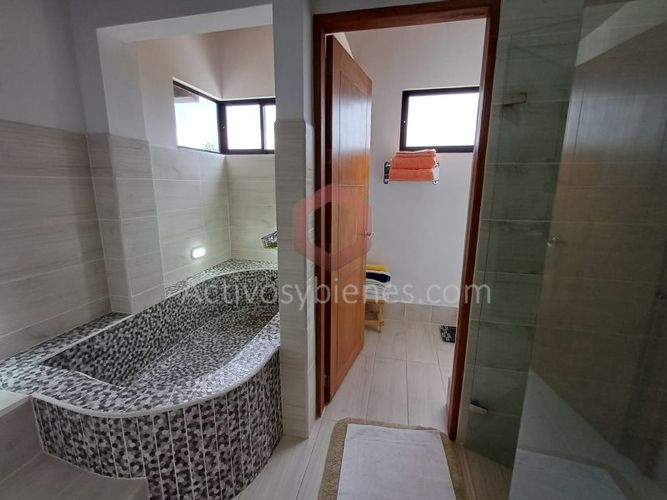 Casa de 5 alcobas en venta en El Porvenir, Rionegro · foto 15 de 24