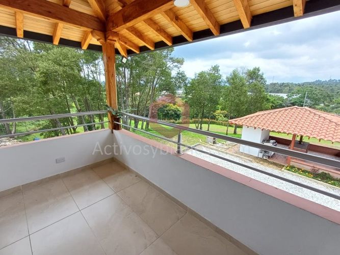 Casa de 5 alcobas en venta en El Porvenir, Rionegro · foto 19 de 24