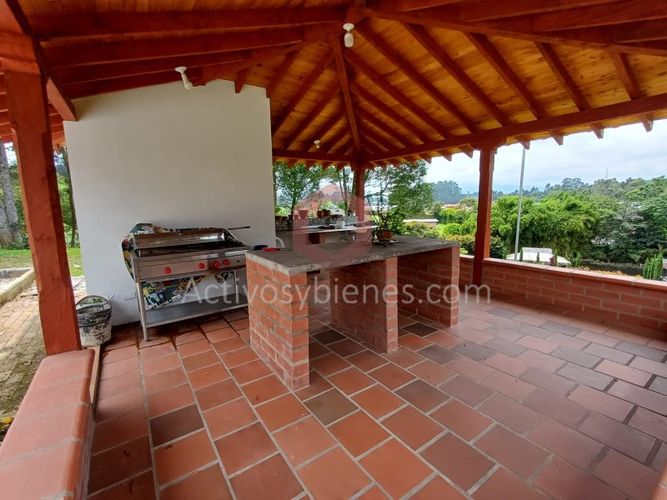 Casa de 5 alcobas en venta en El Porvenir, Rionegro · foto 24 de 24