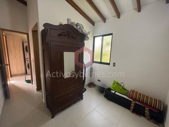 Casa de 4 alcobas en venta en Centro, Rionegro · foto 7 de 23