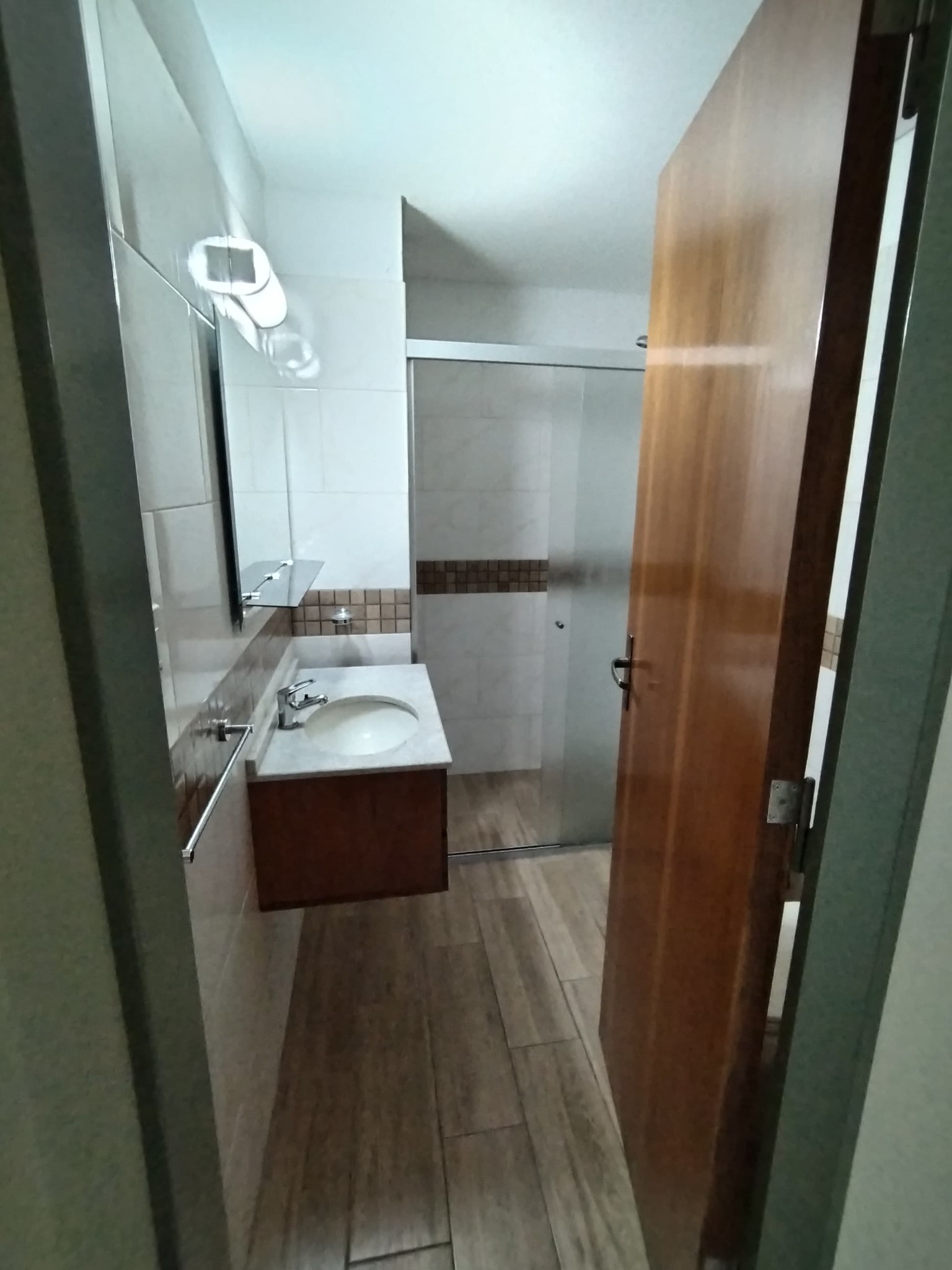 Exclusivos Departamentos de 1 y 2 Dormitorios en Alquiler en Nazareth, Asunción: Totalmente Amoblados y Equipados para su Confort. — foto 3