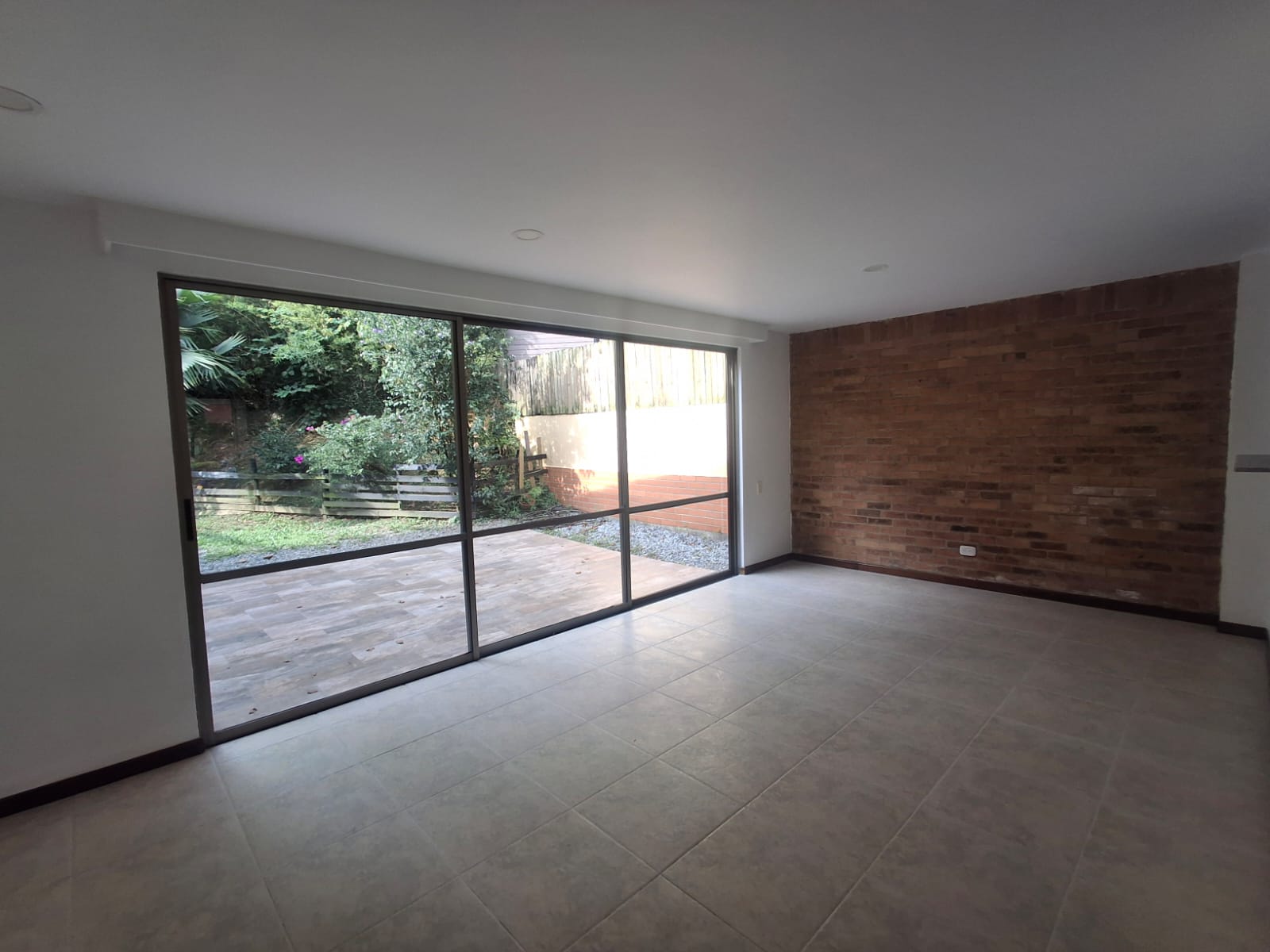 3BR House in Loma del Esmeraldal (140 m²) - 2