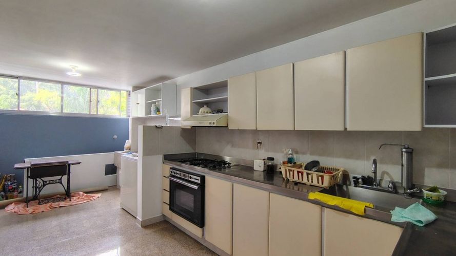 Apartamento de 5 alcobas en venta en Suramericana, Medellín, 160 m² · foto 7 de 22