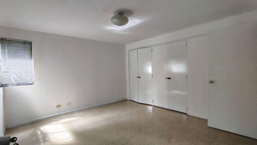 Apartamento de 5 alcobas en venta en Suramericana, Medellín, 160 m² · foto 15 de 22