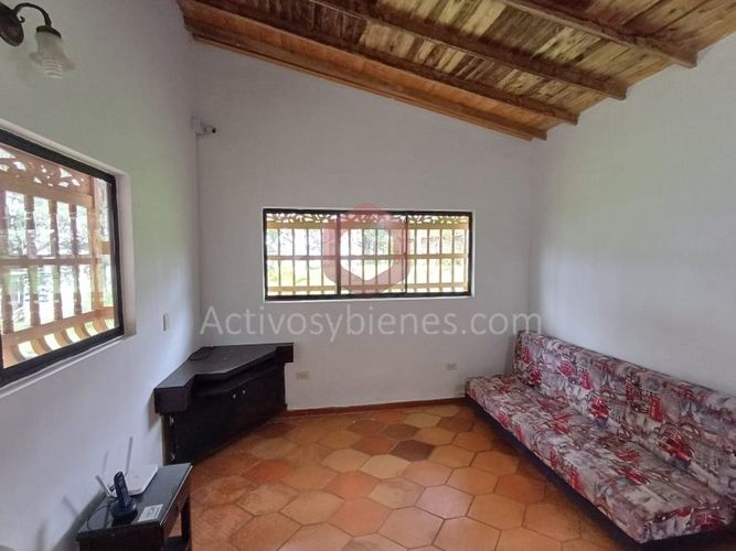 Casa de 2 alcobas en venta en La Hondita, Guarne · foto 9 de 24