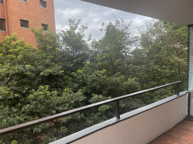Apartamento en venta en Los Rosales, Bogotá · foto 2 de 19