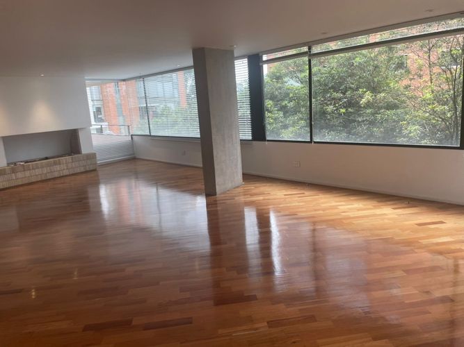 Apartamento en venta en Los Rosales, Bogotá · foto 4 de 19