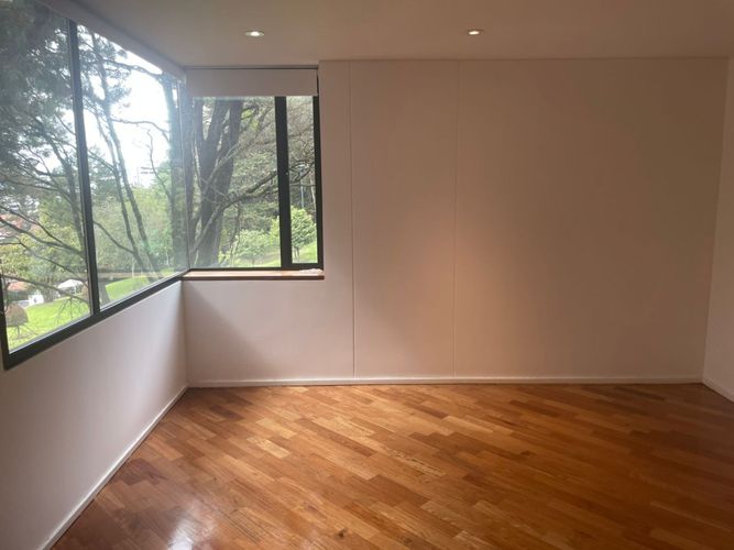 Apartamento en venta en Los Rosales, Bogotá · foto 6 de 19