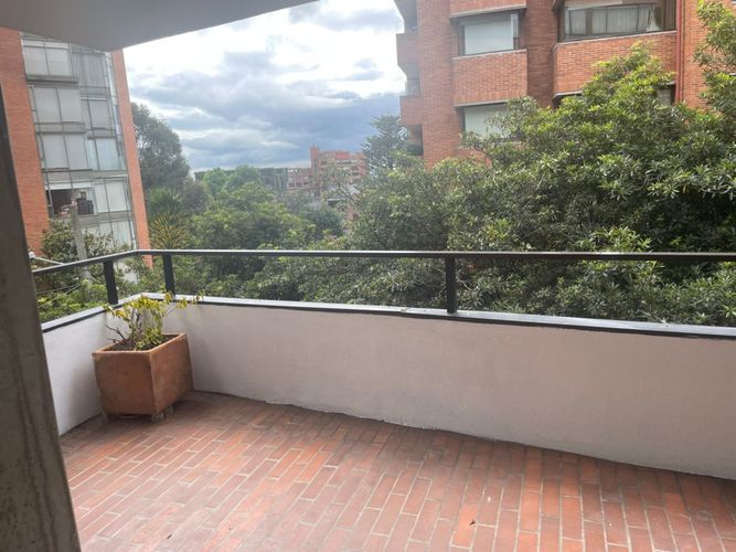 Apartamento en venta en Los Rosales, Bogotá · foto 7 de 19