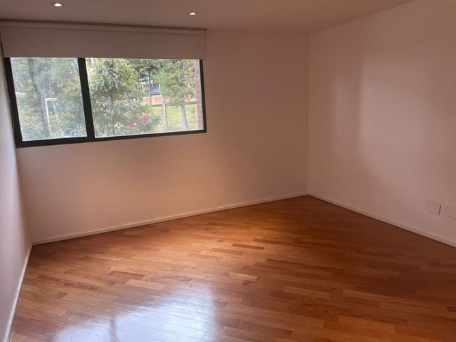 Apartamento en venta en Los Rosales, Bogotá · foto 8 de 19