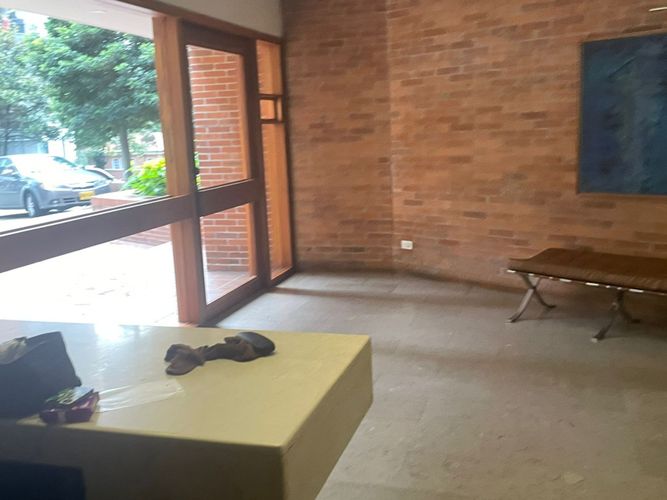 Apartamento en venta en Los Rosales, Bogotá · foto 17 de 19