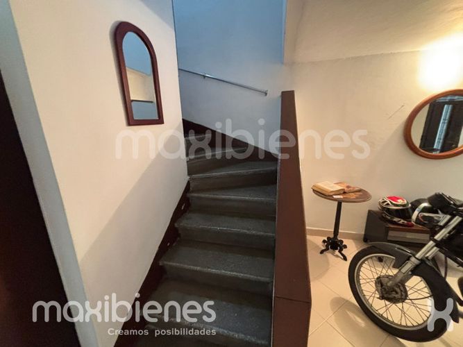 Casa de 5 alcobas en venta en Viviendas Del Sur, Medellín, 252 m² · foto 8 de 15