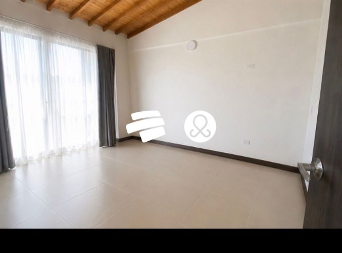 Casa de 4 alcobas en venta en Rionegro, 232 m² · foto 9 de 14