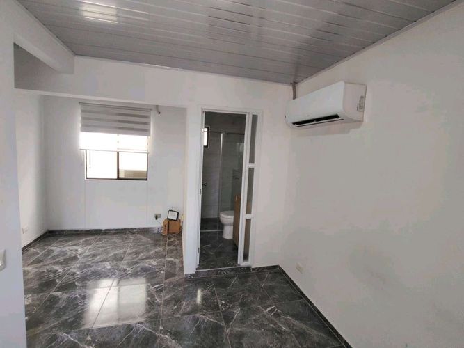 Apartamento de 3 alcobas en venta en Valle Del Lili, Cali, 58 m² · foto 8 de 14