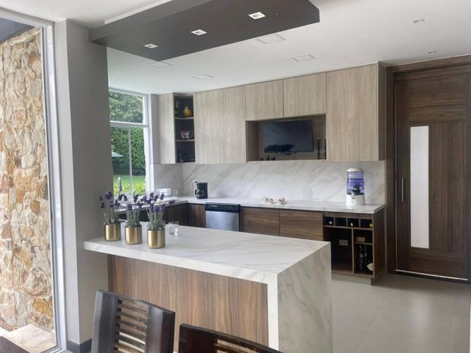 Casa de 4 alcobas en venta en Ciudad Jardin, Cali, 950 m² · foto 7 de 23
