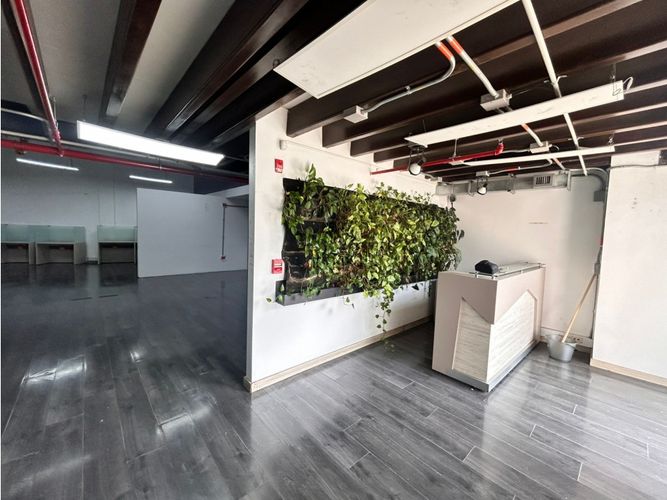 Local en venta en Jesus Nazareno, Medellín, 145 m² · foto 4 de 16