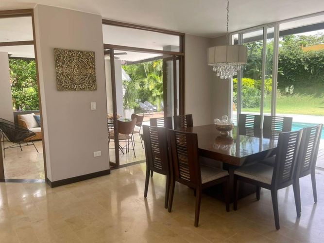 Casa de 4 alcobas en venta en Ciudad Jardin, Cali, 950 m² · foto 8 de 23