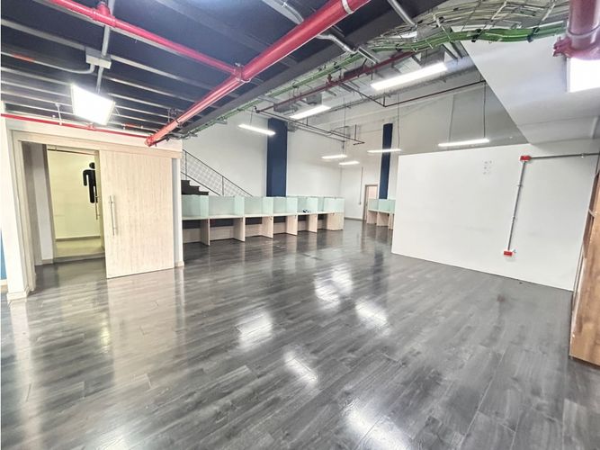 Local en venta en Jesus Nazareno, Medellín, 145 m² · foto 7 de 16